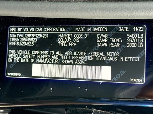 Used 2023 Volvo XC60 B5 Ultimate image 37