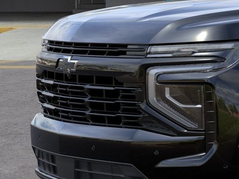 New 2026 Chevrolet Suburban RST RWD image 13