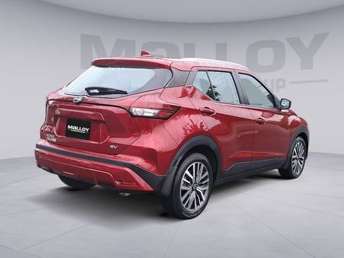 Used 2023 Nissan Kicks SV FWD image 5