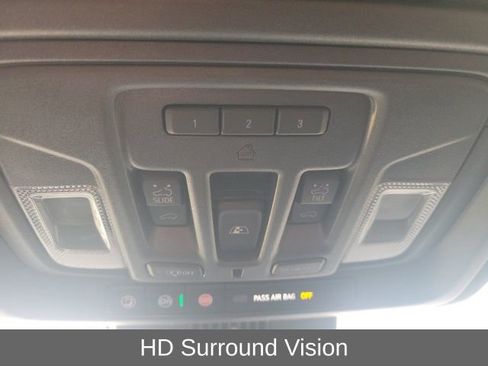 Used 2025 GMC Sierra 2500 Denali Ultimate image 15