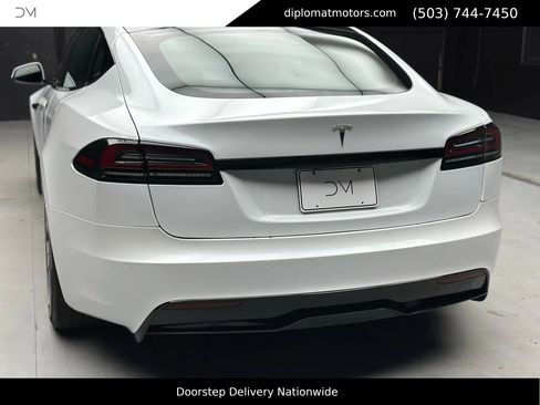 Used 2023 Tesla Model S Standard Range image 16