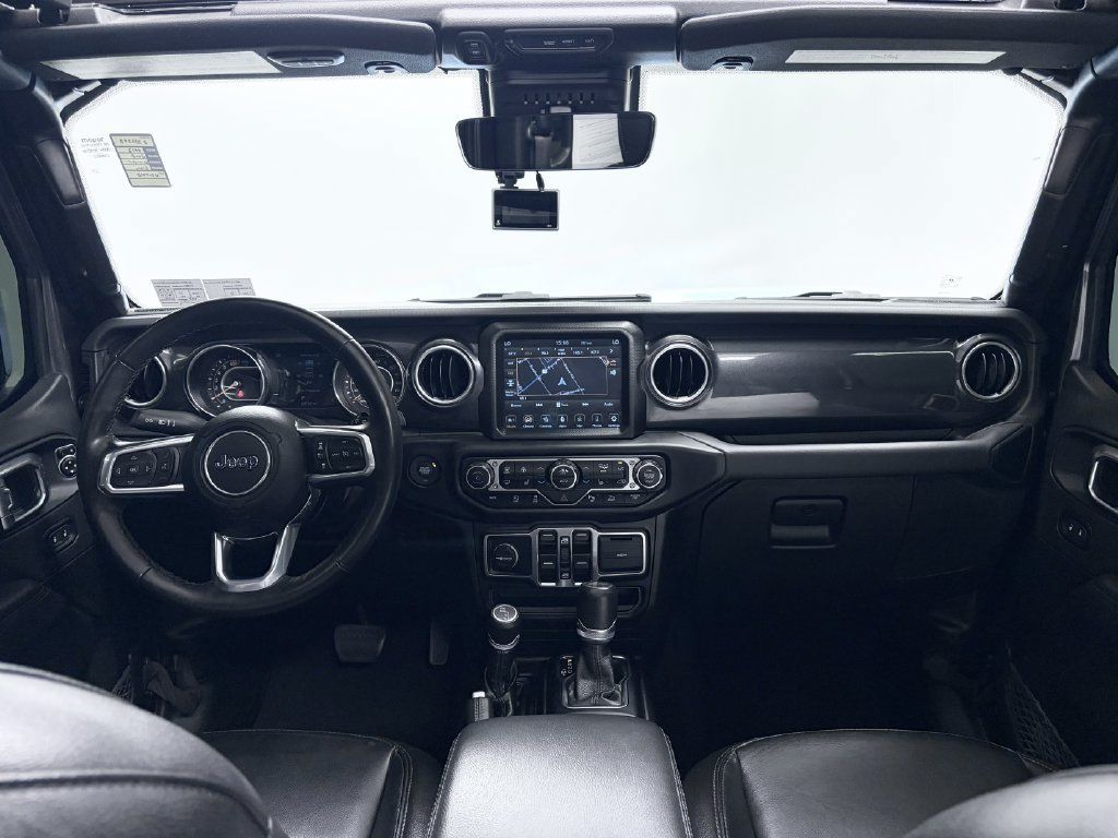 Used 2022 Jeep Wrangler Unlimited Sahara AWD/4WD image 2