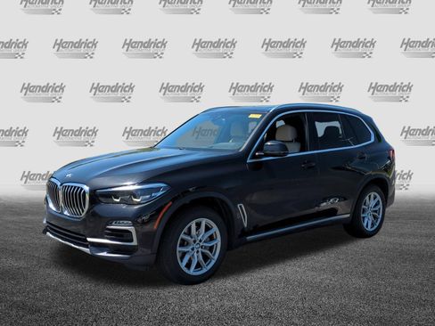 Used 2021 BMW X5 xDrive40i w/ Premium Package image 5