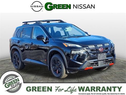 Certified 2025 Nissan Rogue SV image 1