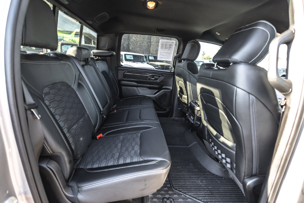 Used 2024 RAM 1500 Big Horn AWD/4WD image 30