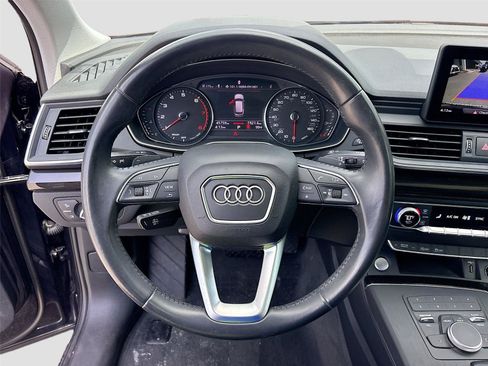 Used 2020 Audi Q5 2.0T Premium w/ Convenience Package AWD/4WD image 11