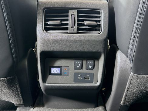 Used 2021 Nissan Rogue Platinum image 24