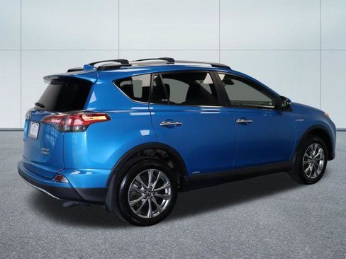 Used 2017 Toyota RAV4 Limited w/ Advanced Technology Package AWD/4WD image 8