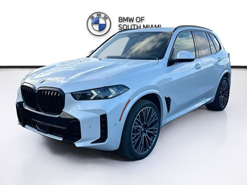 New 2026 BMW X5 sDrive40i w/ M Sport Package RWD image 3