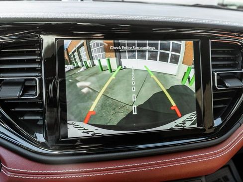 Used 2023 Dodge Durango SRT AWD/4WD image 13