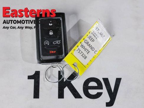 Used 2022 Jeep Grand Cherokee Limited 4xe w/ Luxury Tech Group II AWD/4WD image 28