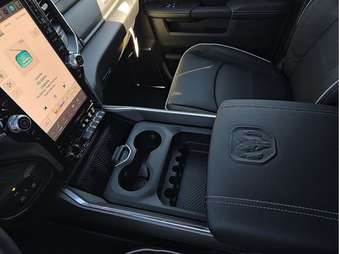 Used 2026 RAM 2500 Laramie w/ Night Edition image 20