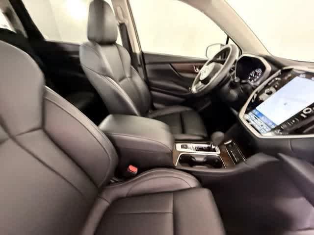 Used 2025 Subaru Ascent Touring w/ Popular Package #2 AWD/4WD image 41