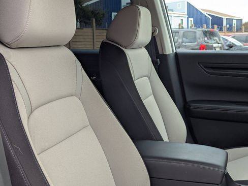 Used 2025 Honda CR-V EX image 27