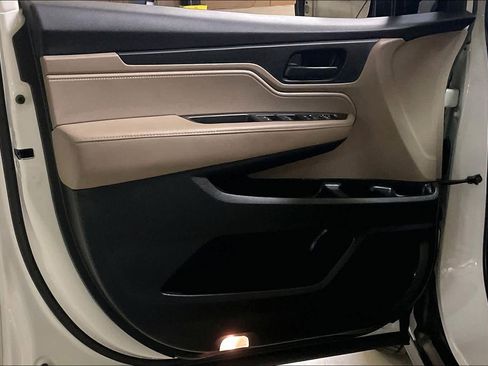 Used 2021 Honda Odyssey LX image 20