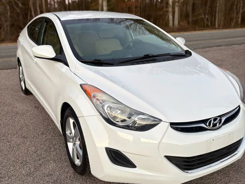 Used 2013 Hyundai Elantra GLS image 35