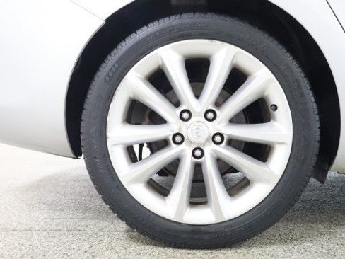 Used 2013 Buick Verano FWD image 22