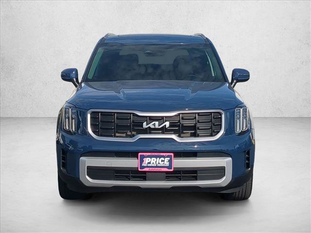 Used 2025 Kia Telluride S FWD image 2