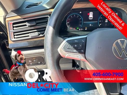 Used 2025 Volkswagen Atlas SE FWD image 25