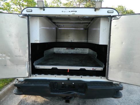 Used 2017 Chevrolet Silverado 1500 W/T AWD/4WD image 11