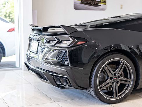 Used 2024 Chevrolet Corvette Stingray Preferred Cpe w/ Z51 Performance Package RWD image 13