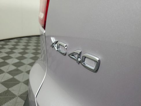 Used 2026 Volvo XC40 B4 Plus w/ Climate Package image 10
