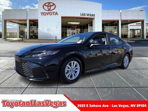 Certified 2025 Toyota Camry LE w/ Convenience Package image 1