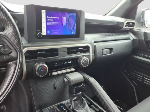 Used 2025 Toyota Tacoma SR RWD image 13