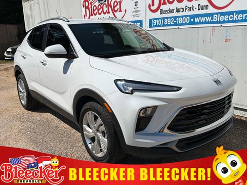 Used 2026 Buick Encore GX Preferred w/ Comfort Package FWD image 1
