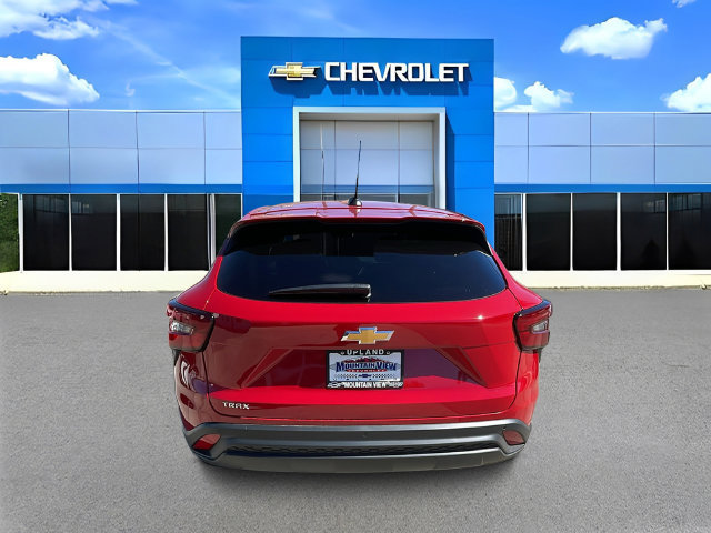 New 2026 Chevrolet Trax LS w/ Driver Confidence Package FWD image 5