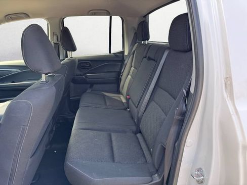 Used 2025 Honda Ridgeline Sport image 13