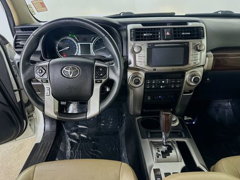 Used 2015 Toyota 4Runner Limited image 16