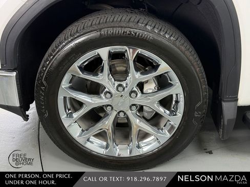 Used 2020 GMC Sierra 1500 SLT w/ SLT Premium Plus Package AWD/4WD image 13