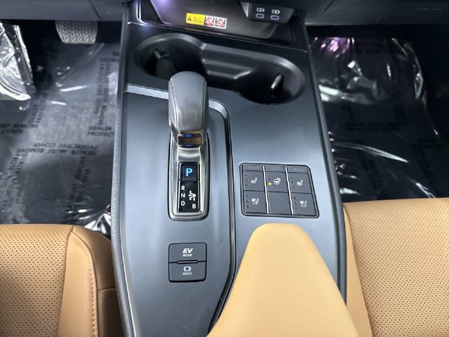 Certified 2026 Lexus UX 300h AWD w/ Accessory Package (Z1) image 17