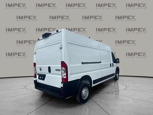 Used 2025 RAM ProMaster 2500 w/ Convenience Group FWD image 6