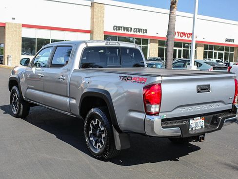 Used 2017 Toyota Tacoma TRD Off-Road w/ Tow Package AWD/4WD image 23