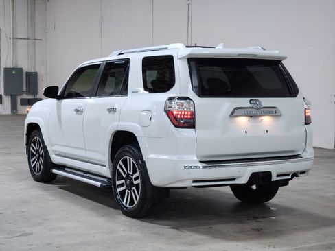 Used 2023 Toyota 4Runner Limited image 11