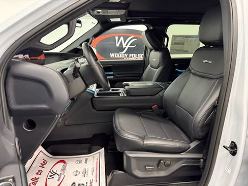 New 2026 Ford Expedition Max Platinum image 12