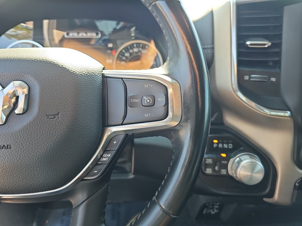 Used 2022 RAM 1500 Laramie AWD/4WD image 18