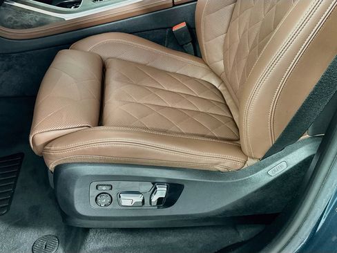 Used 2026 BMW X7 xDrive40i w/ Premium Package AWD/4WD image 20