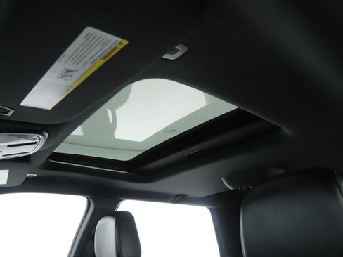 Used 2022 Dodge Durango GT w/ Trailer Tow Group IV image 16