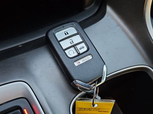 Used 2018 Honda Accord Sport image 20