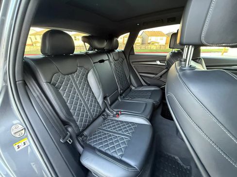 Used 2018 Audi SQ5 Premium Plus AWD/4WD image 17