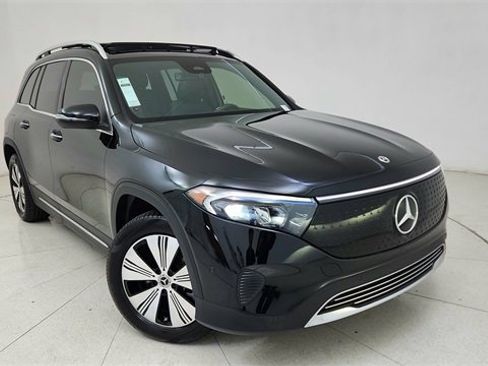 Used 2024 Mercedes-Benz EQB 250+ w/ Driver Assistance Package image 89