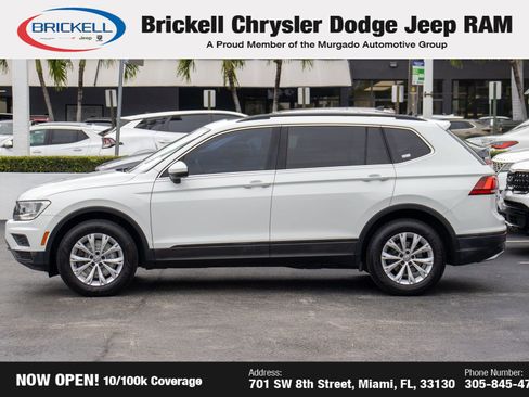 Used 2019 Volkswagen Tiguan SE w/ Panoramic Sunroof Package image 4