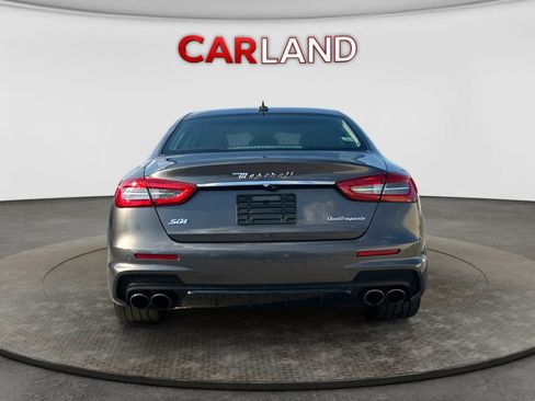 Used 2017 Maserati Quattroporte S GranSport Q4 AWD/4WD image 5