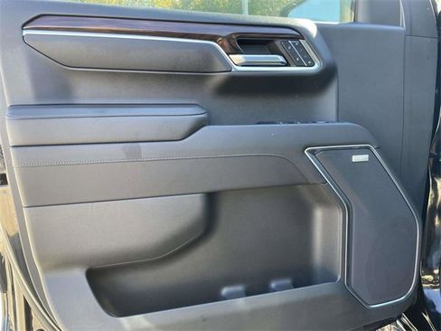 Used 2022 GMC Sierra 1500 SLT w/ SLT Premium Plus Package image 15