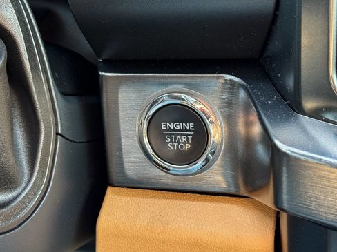 Used 2023 Ford F250 Lariat w/ Tremor Off-Road Package image 26