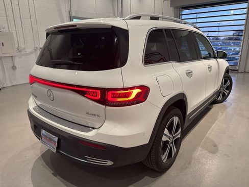 Used 2023 Mercedes-Benz EQB 300 4MATIC w/ Exclusive Package image 4