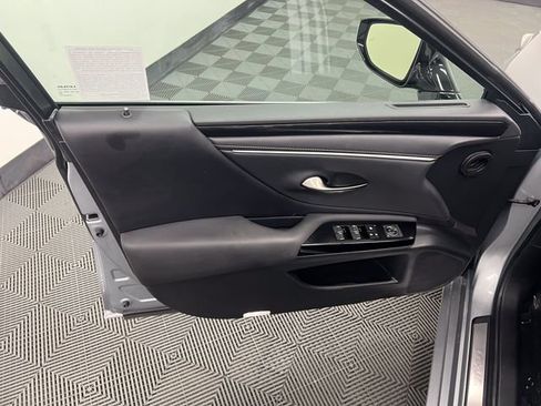Certified 2023 Lexus ES 350 FWD image 9